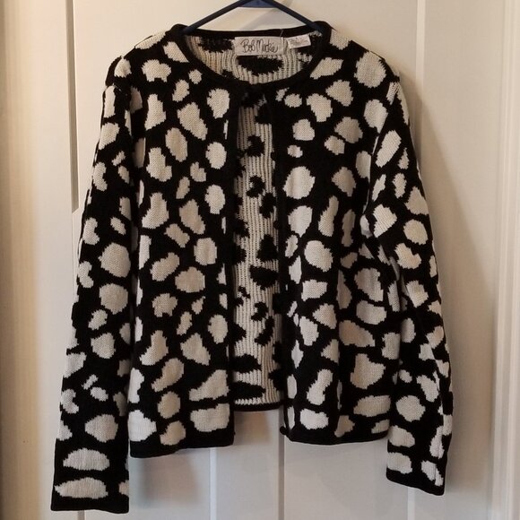 Bob Mackie Women's Medium black & white sweater - Picture 1 of 3